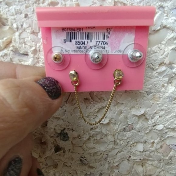 New/Vintage/Y2K Genuine 5 Betsey Johnson Stud Earrings - Picture 5 of 8